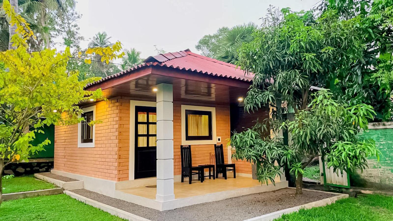 Airport Eco Cottage คาตุนายากา ภายนอก รูปภาพ