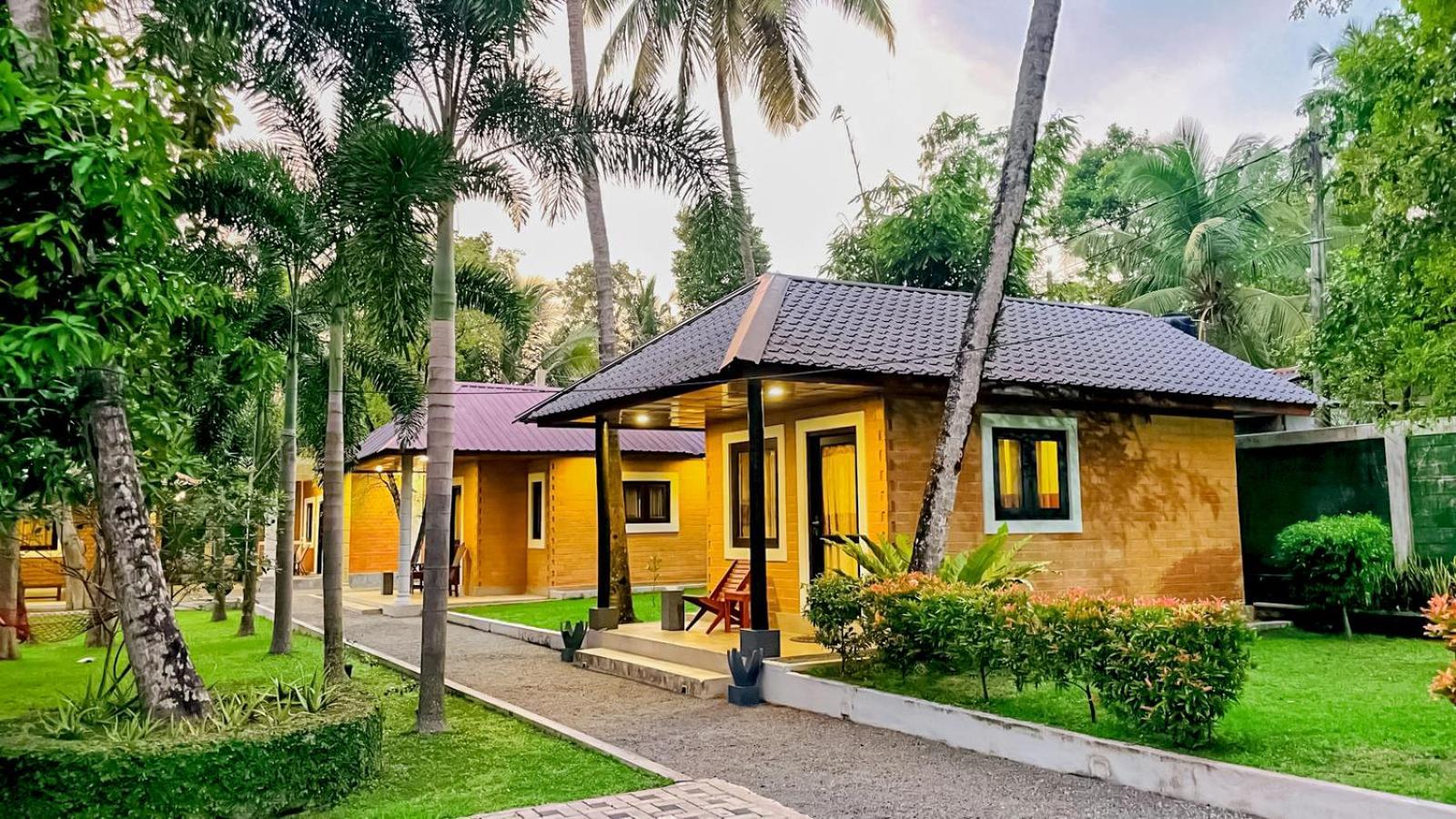 Airport Eco Cottage คาตุนายากา ภายนอก รูปภาพ